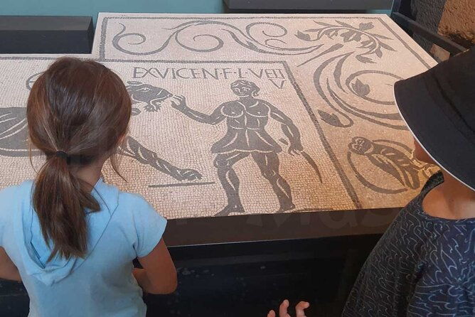 colosseum-and-roman-forum-treasure-hunt-tour-for-kids-families