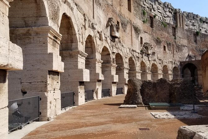 colosseum-arena-and-roman-forum-exclusive-private-guided-tour-2