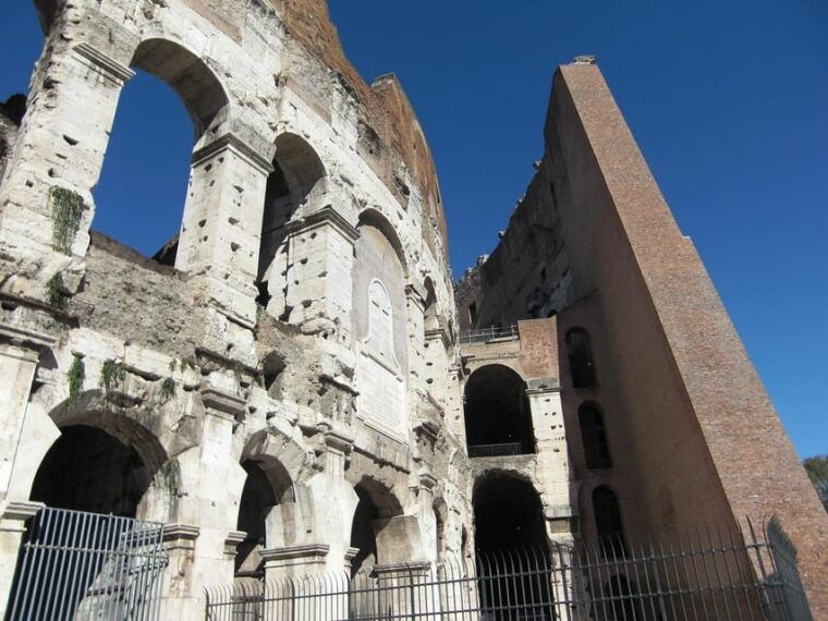 colosseum-arena-floor-guided-tour-up-to-6-people-2