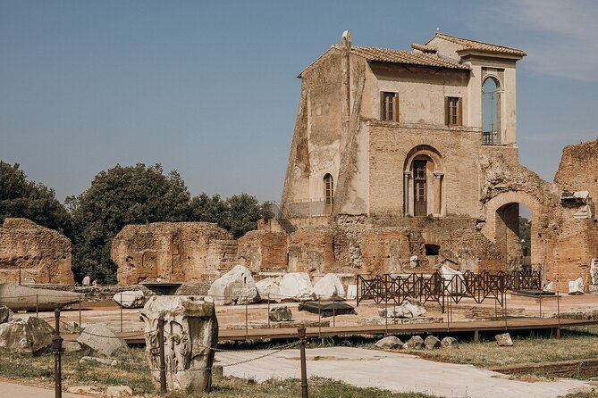 colosseum-arena-floor-vip-caesars-palace-super-sites-tour