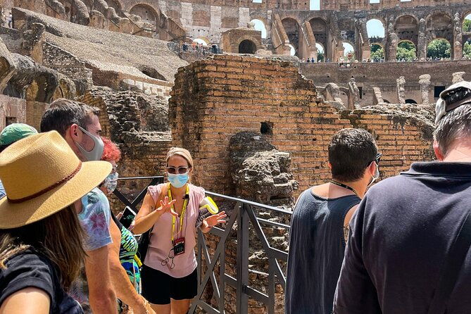 colosseum-arena-small-group-tour-with-palatine-hill-forum