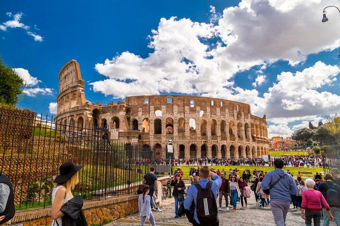 colosseum-forum-palatine-hill-with-arena-access-audio-guide