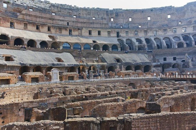 colosseum-forum-palatine-hill-with-arena-access-audio-guide