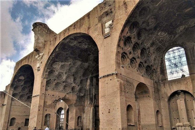 colosseum-group-tour-with-roman-forum-and-palatine