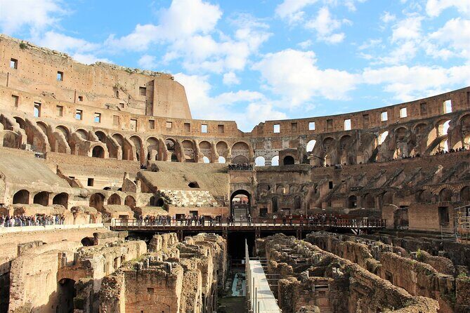 Colosseum Guided Tour and Self-Guided Roman Forum Visit - Group Size and Atmosphere