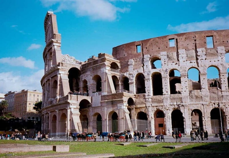 Colosseum Guided Tour Semi-Private Group on Free Entry Days - The Experience in Detail