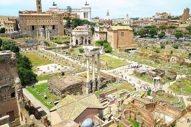 colosseum-guided-tour-with-special-access-to-the-gladiator-arena