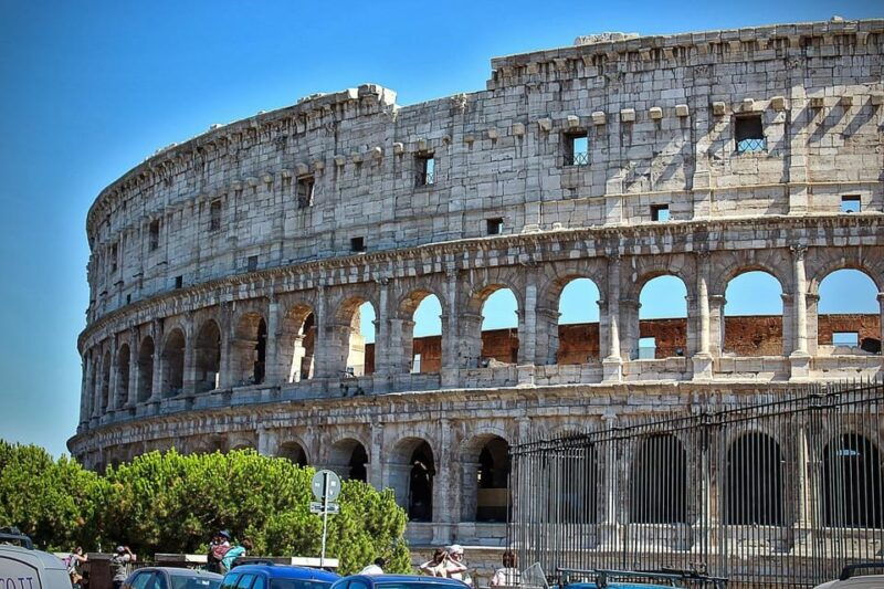 colosseum-palatine-and-forum-tour-with-virtual-guide-2