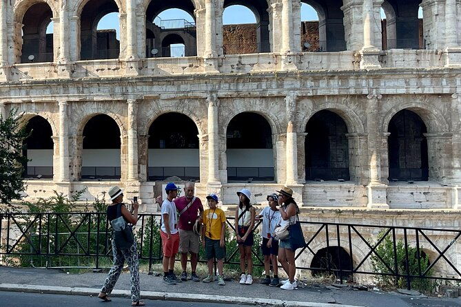 colosseum-palatine-hill-and-roman-forum-guided-tour