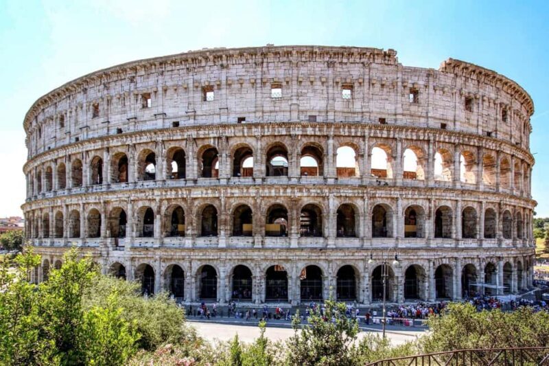 Colosseum, Palatine Hill, Roman Forum: tour of Rome - An Itinerary Rich in History and Stories
