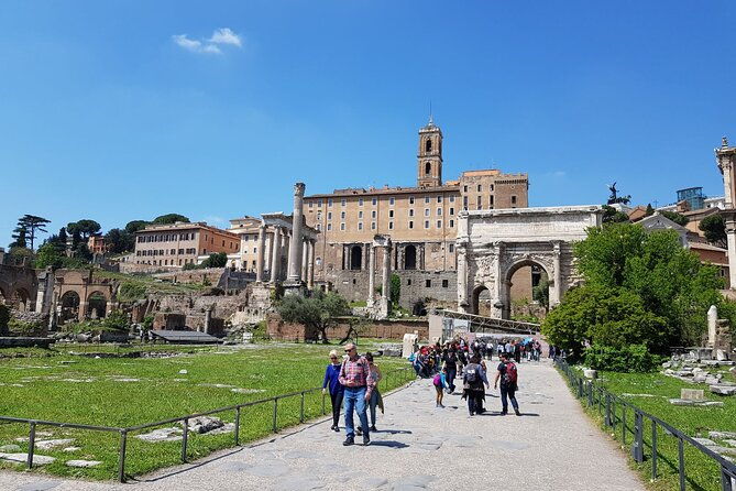 colosseum-roman-forum-palatine-hill-guided-tour