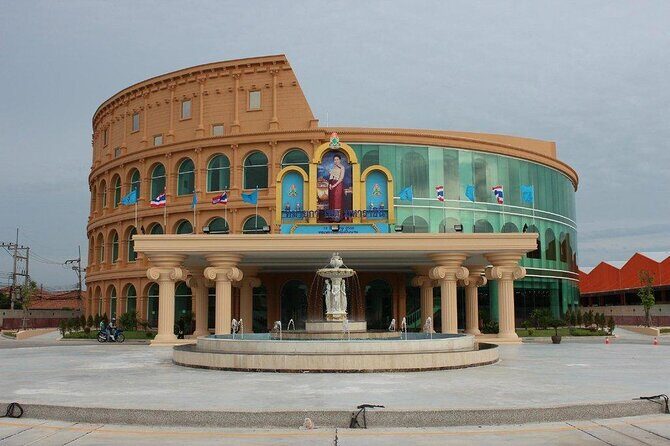 Colosseum Show Pattaya  Ticket Admission - Discovering the Colosseum Show Pattaya: An Evening of Color and Culture