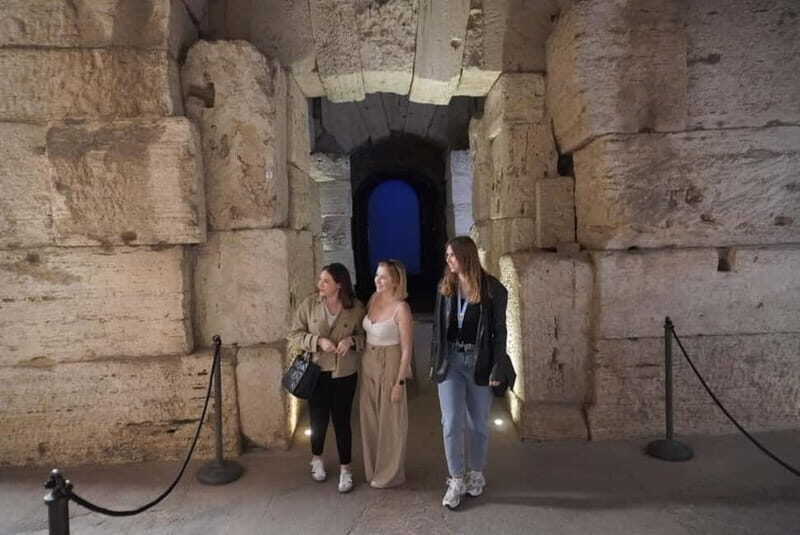 Colosseum: Special Arena Access Tour with Temples and Tombs - Tour Logistics and Group Size