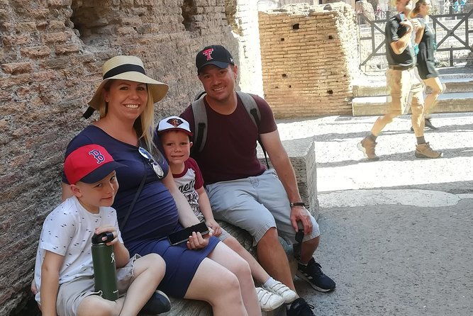 colosseum-tour-express-for-kids-and-families-in-rome-with-local-guide-alessandra