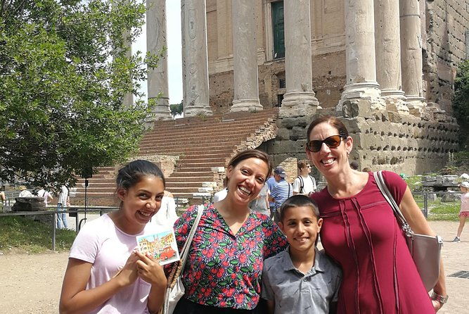 colosseum-tour-express-for-kids-and-families-in-rome-with-local-guide-alessandra