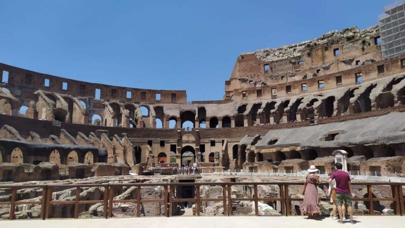 colosseum-with-arena-forum-palatine-hill-with-audioguide