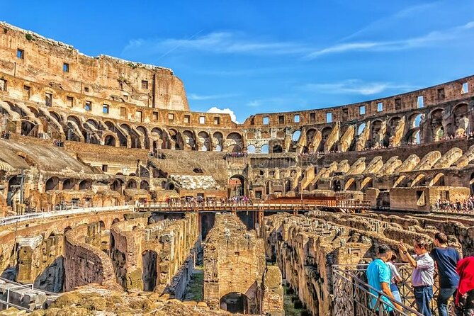colosseum-with-arena-roman-forum-guided-tour