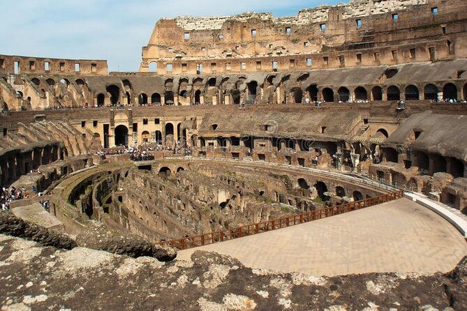 colosseum-with-arena-roman-forum-guided-tour