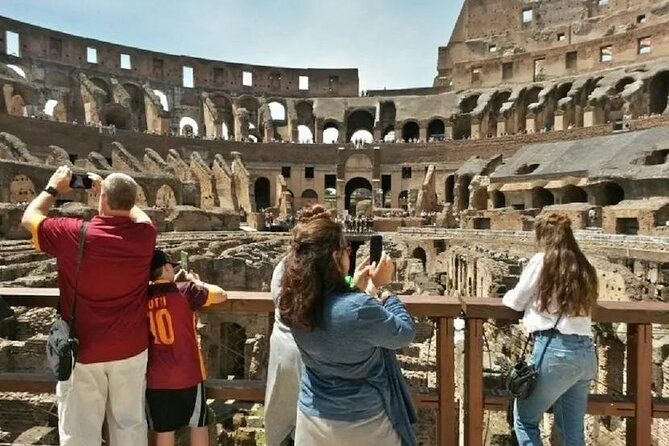 colosseum-with-arena-roman-forum-guided-tour