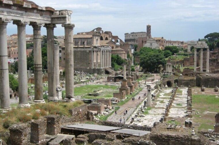 colosseum-with-arena-roman-forum-palatine-hill-entry