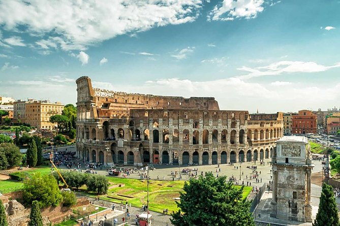 colosseum-with-gladiator-arena-floor-forum-palatine-hill-tour