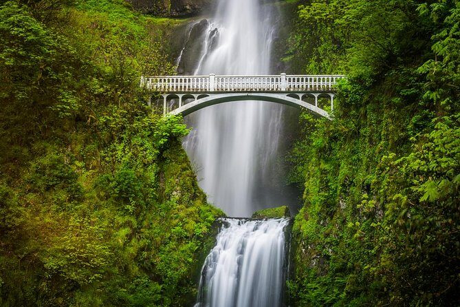 Columbia River Gorge Waterfall Tour from Portland - An In-Depth Look at the Columbia River Gorge Waterfall Tour