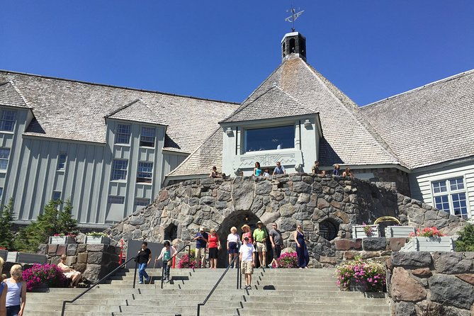 columbia-river-gorge-waterfalls-mt-hood-tour-from-portland-or