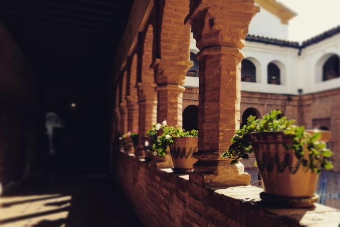 columbian-places-behind-the-steps-of-christopher-columbus