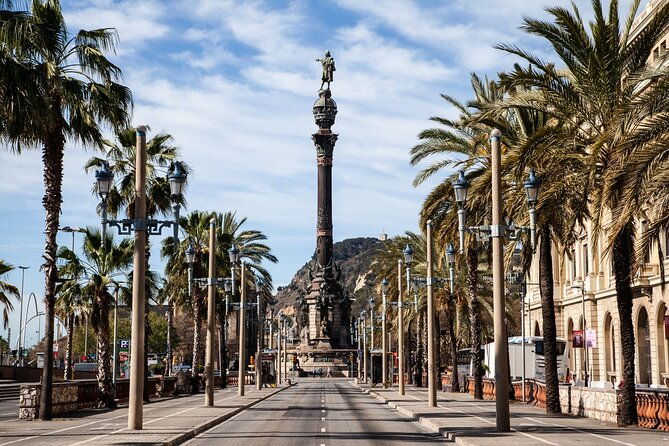 columbus-monument-access-with-barcelona-seaside-guided-tour