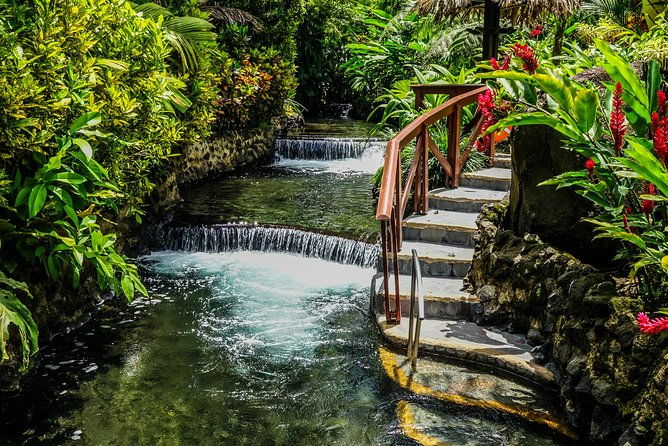 combination-hanging-bridges-waterfall-volcano-hike-hot-spring