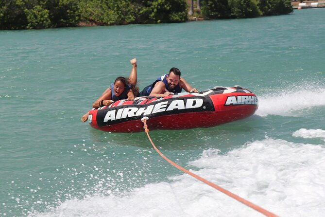 combo-banana-boat-ride-and-bumper-tube-ride-in-hawaii
