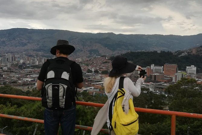 combo-guatape-and-medellin-sightseeing-tours