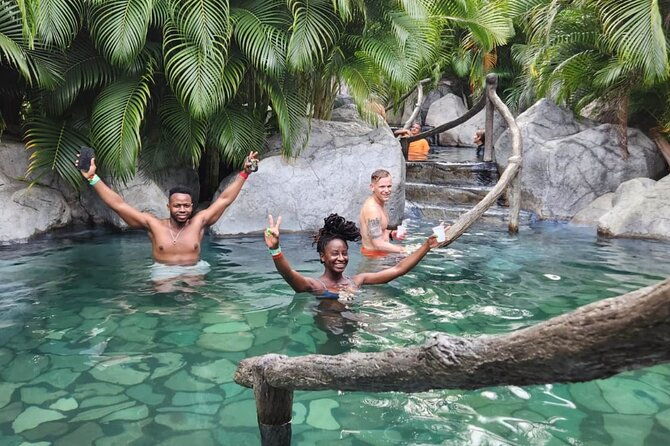 combo-jungle-volcano-hike-fortuna-waterfall-hanging-bridges-hotsprings