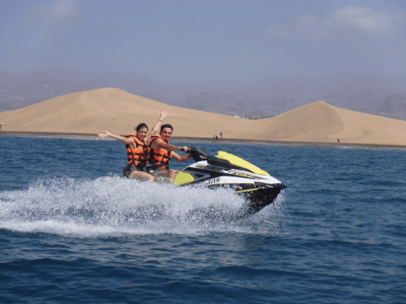 combo-rent-e-scooteroptional-rent-jet-ski-in-playa-ingles