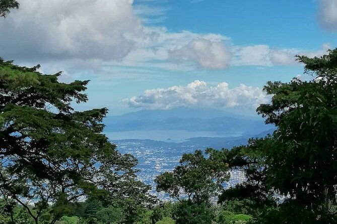 combo-tour-san-salvador-volcano-el-boqueron-and-suchitoto-colorful-town