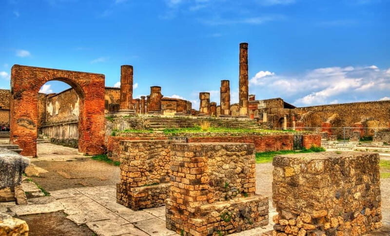 COMBO TOUR VESUVIO & POMPEII WITH LOCAL GUIDE - What Makes This Tour Stand Out?