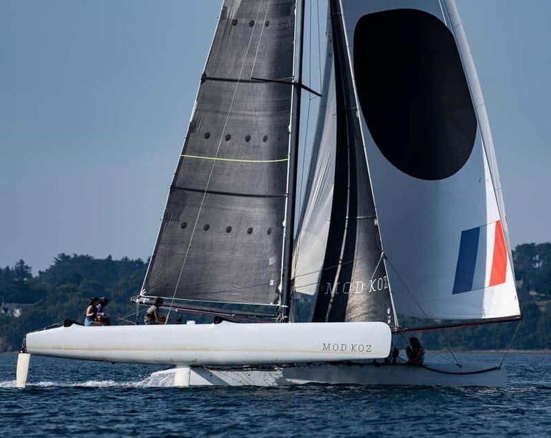 Come aboard at Larmor-Baden: discover our Extreme 40 catamaran - An in-depth look at this extreme sailing adventure