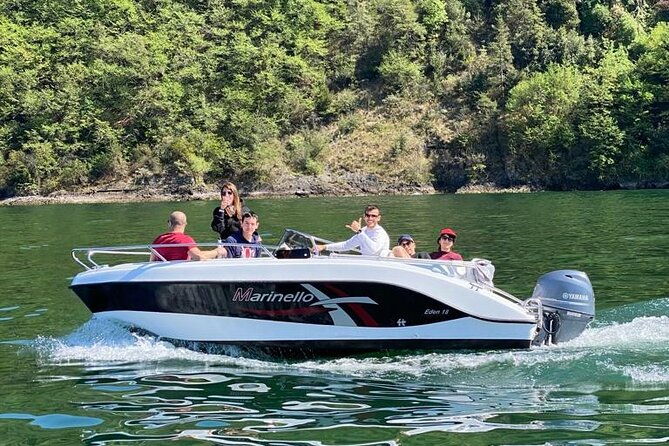 cometocomo_boat-tour-from-argegno-in-compact-cruiserboat