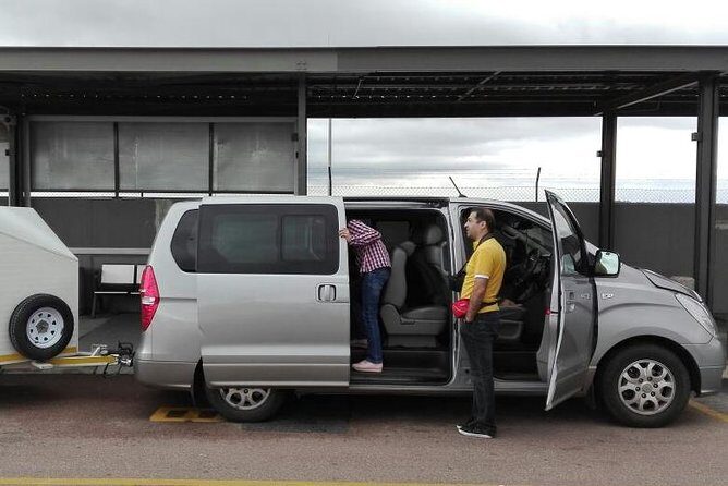 Comfort Private Airport Transfer: OR Tambo Airport (JNB) - Professionalism and Customer Service