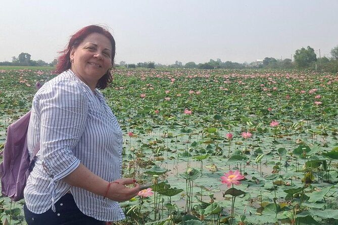 Comfortable Private Transfer Phnom Penh To Siem Reap - Sightseeing and Cultural Stops