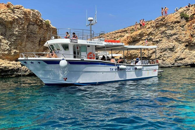 comino-blue-lagoon-and-gozo-sea-star-boat-private-tour