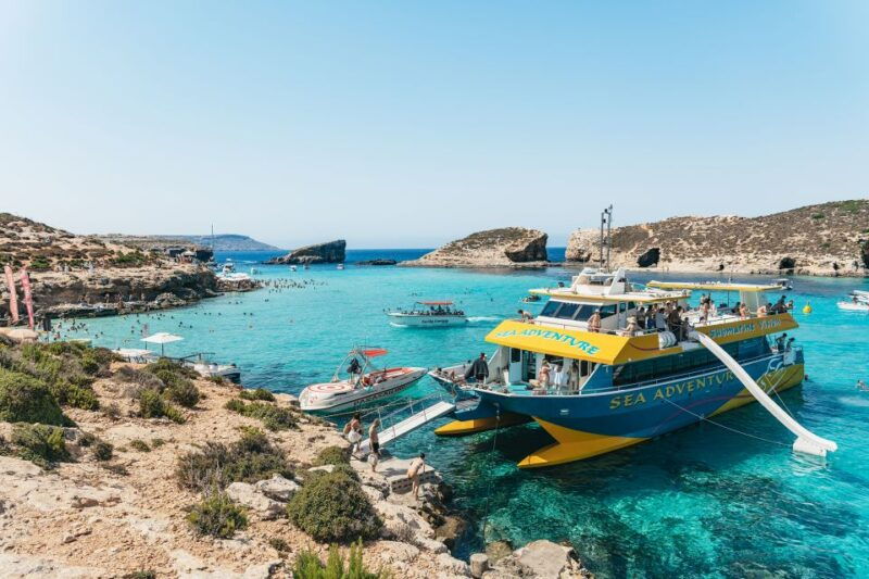 comino-blue-lagoon-crystal-lagoon-and-seacaves-tour