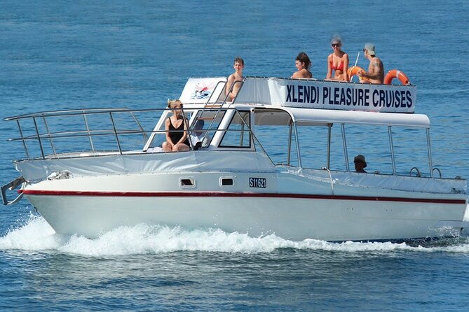 comino-highlights-blue-crystal-lagoon-caves-private-boat-trip-2