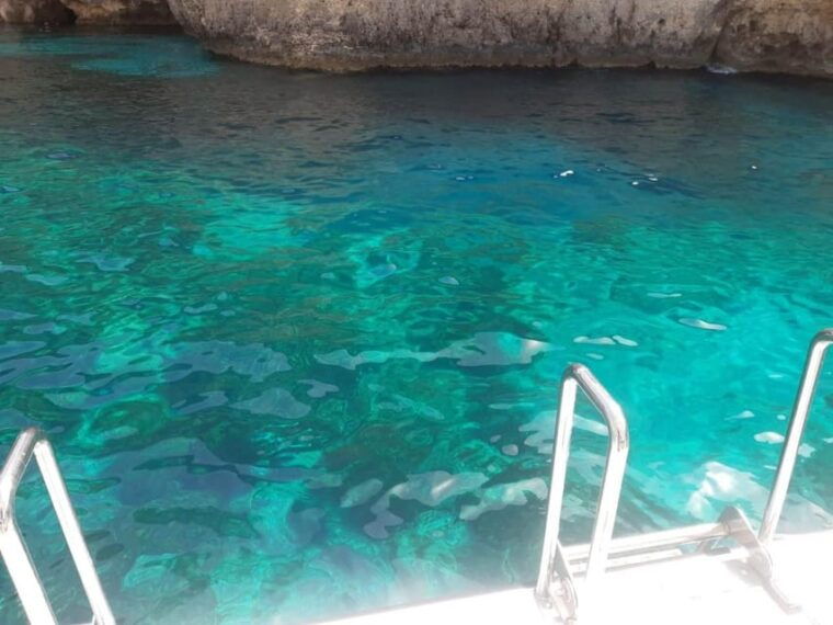 comino-private-boat-trips-swimming-stops-and-caves-tours-3