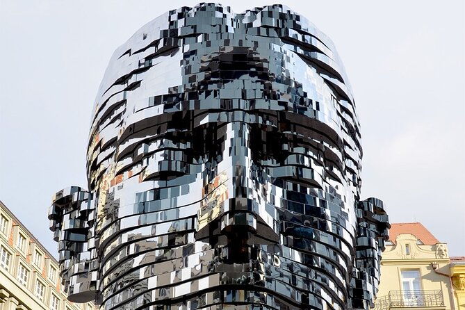 communism-and-world-war-2-prague-city-tour