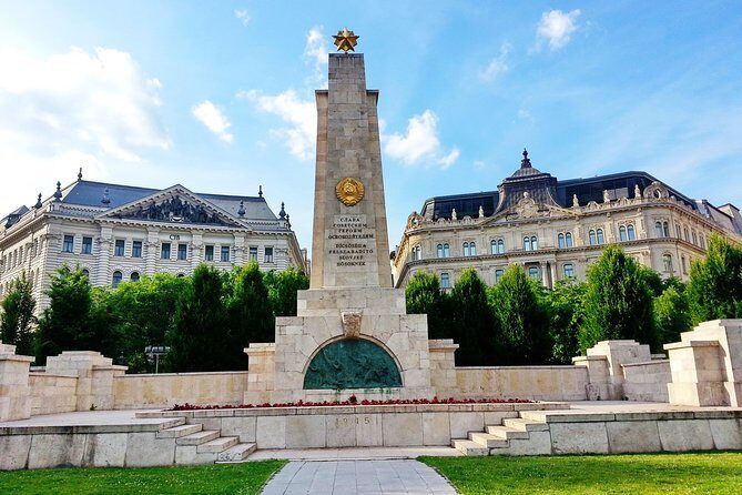 Communism in Hungary with a Historian - The Hungarian Parliament and the 1956 Revolution
