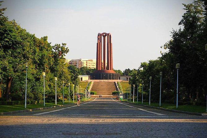 communism-investigation-private-tour