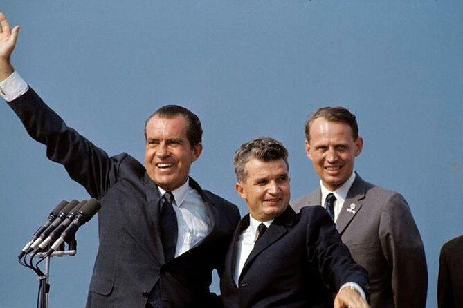 communism-walking-tour-from-lenin-to-ceausescu-in-bucharest