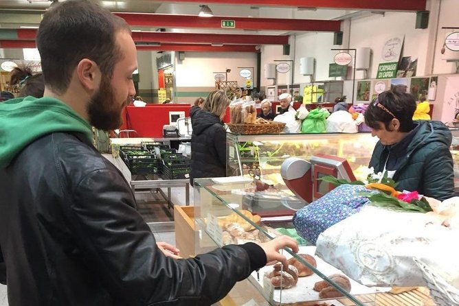 como-food-tour-and-the-farmers-market