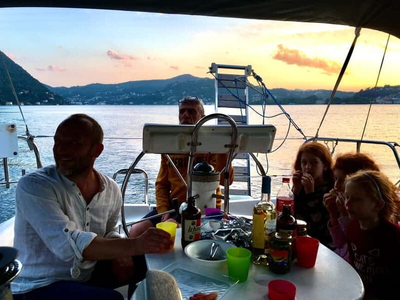 Como: quiet lake tour on a comfortable sailing boat - An In-Depth Look at the Lake Como Sailing Experience